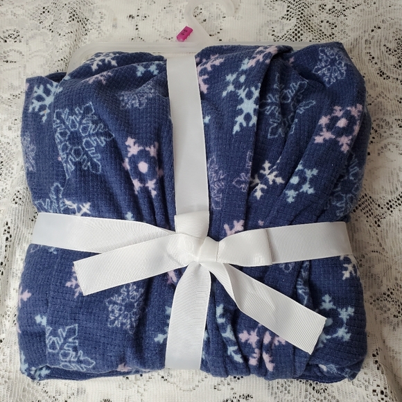 George Navy Marine Snow Flakes 2pc pj set - Picture 2 of 2